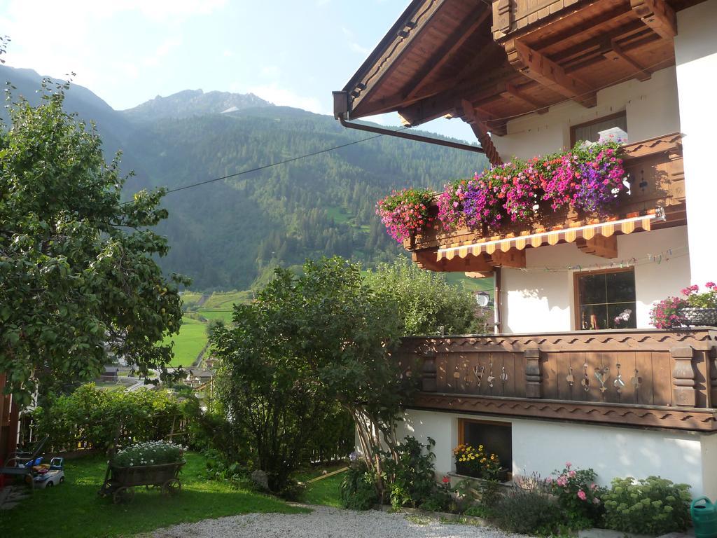Familie Neunhäuserer Neustift im Stubaital Exterior foto